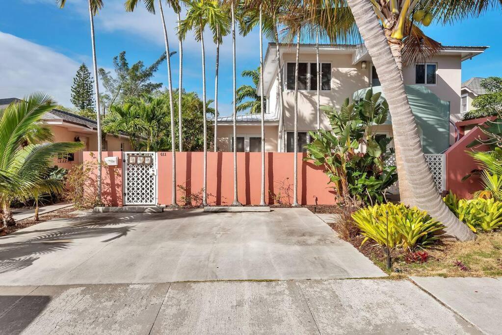 Charming Studio W Pool One Mile To Beach Pets Welcome Lake Worth Beach Bagian luar foto