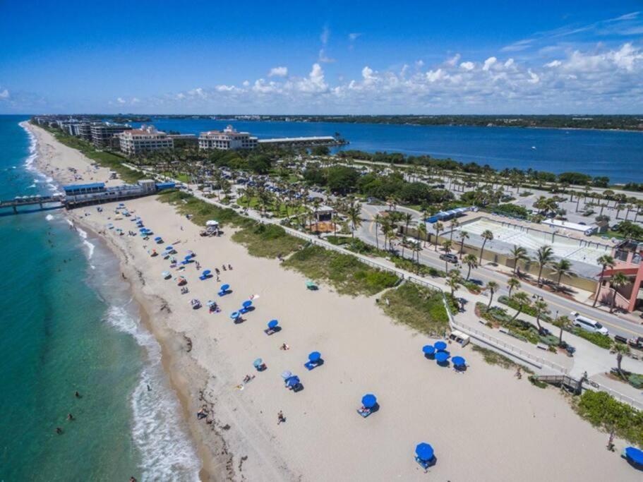 Charming Studio W Pool One Mile To Beach Pets Welcome Lake Worth Beach Bagian luar foto